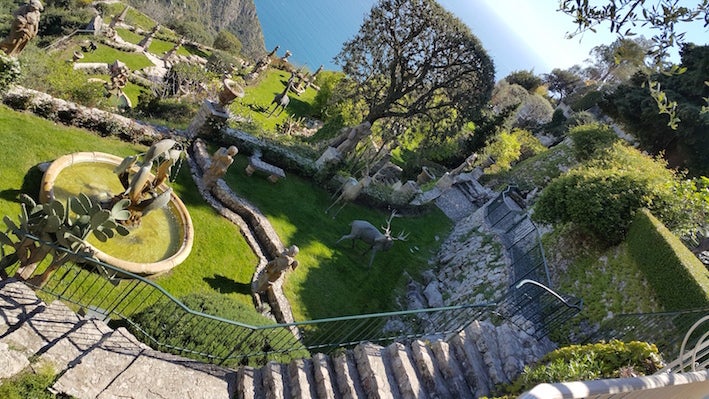 Spectacular cliff gardens with 100+ statues wrapping around 60% of the city