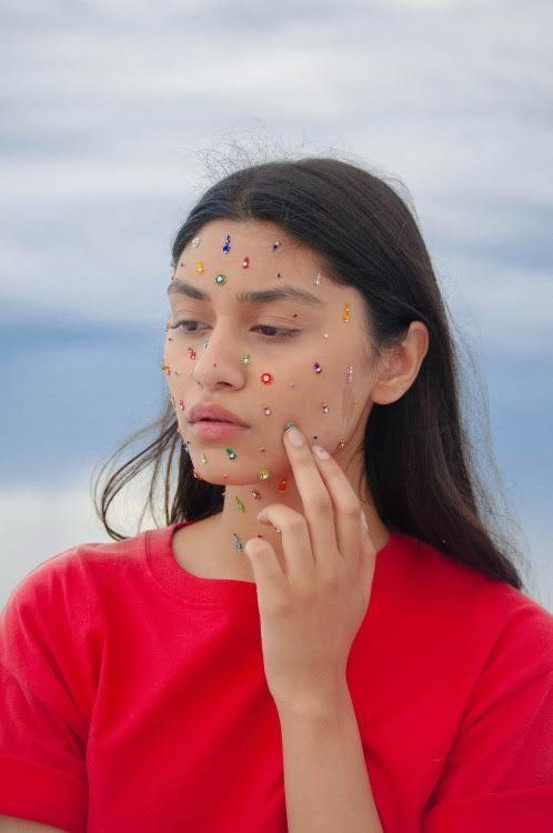 Young Artist Ayqa Khan Wants to Give South Asian Women the Spotlight They Deserve
