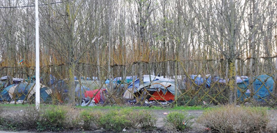 This Is The Horrific Squalor Refugees Endure In France | HuffPost