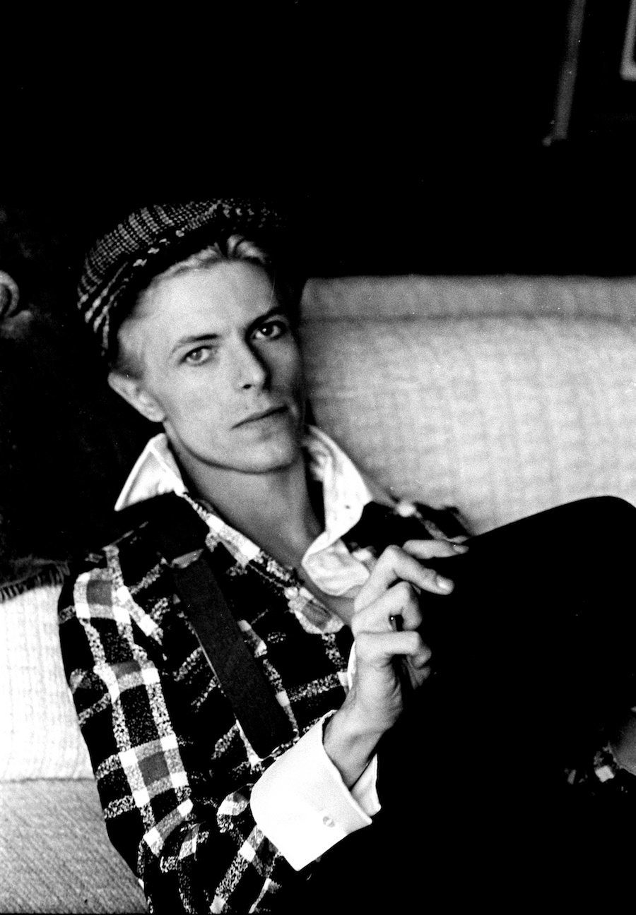 Never Before Published Photos Reveal Clues Bowie Left Before His Death ...