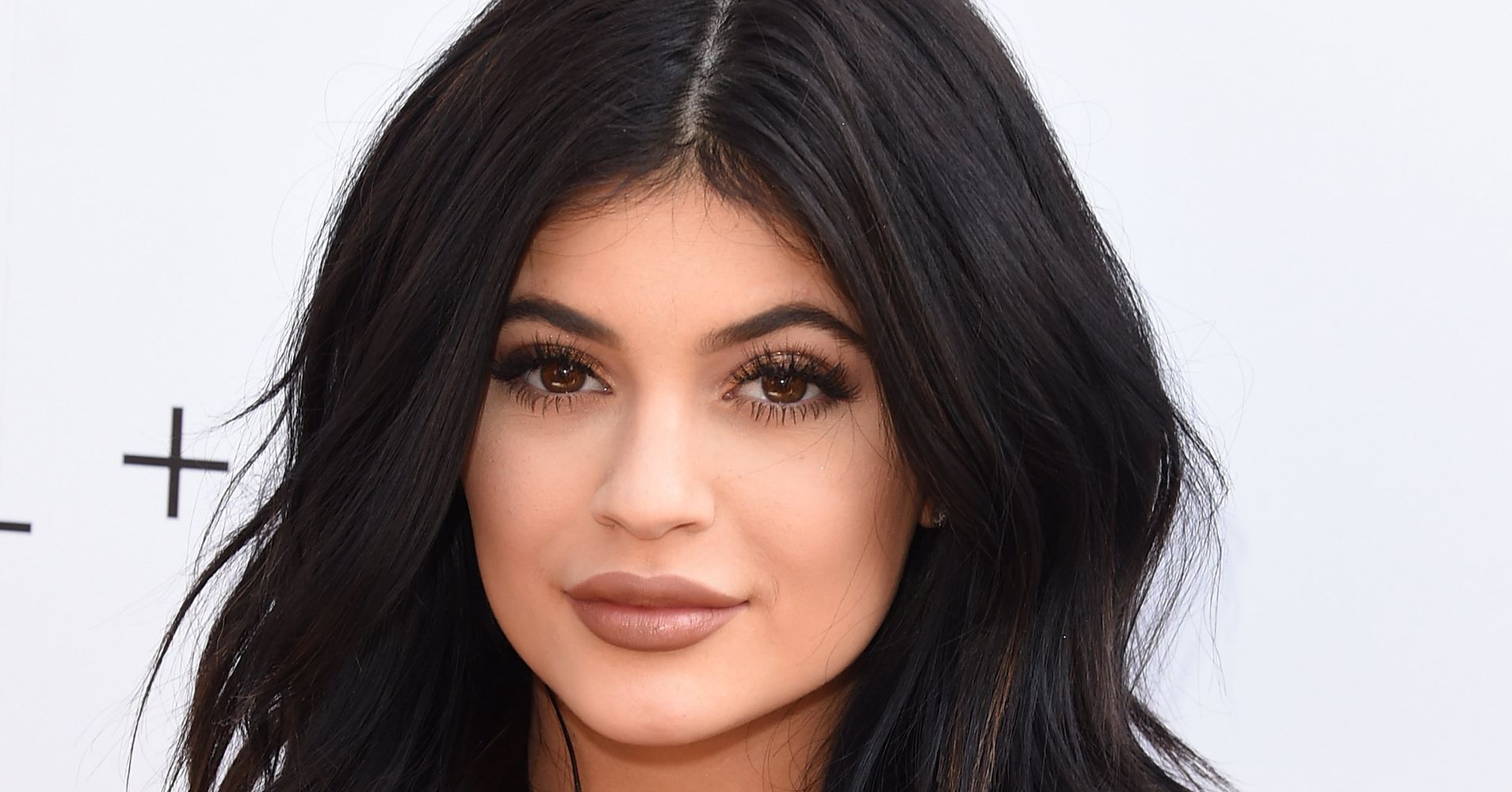 This Kylie Jenner Makeup Tutorial Will Completely Transform You | HuffPost