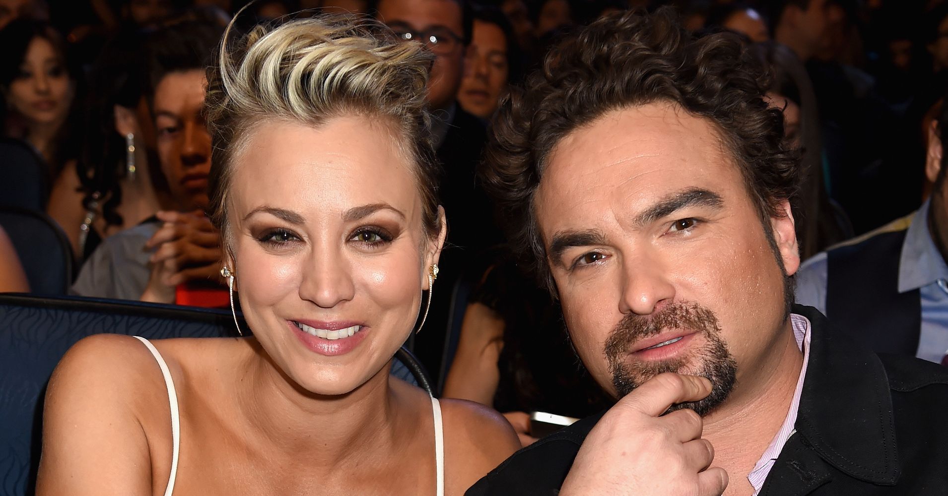 The Truth Behind The Kaley Cuoco And Johnny Galecki Dating Rumors ...