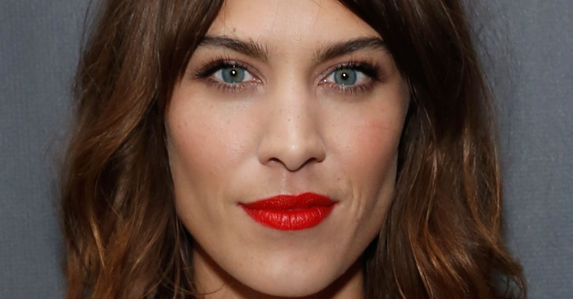 Alexa Chung's Best Beauty Looks Of All Time | HuffPost