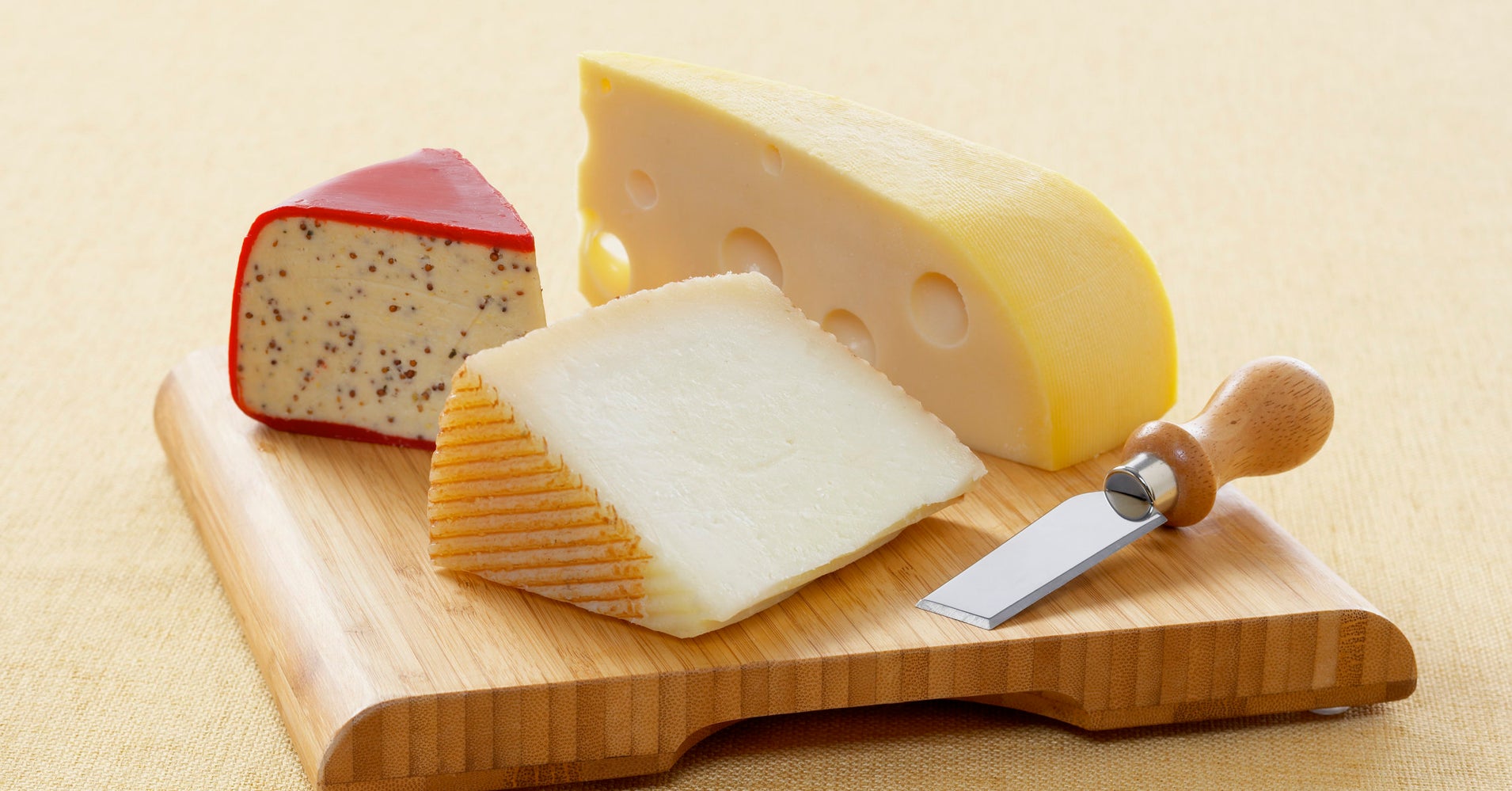 10 White Cheeses You Need To Try – CMTHO