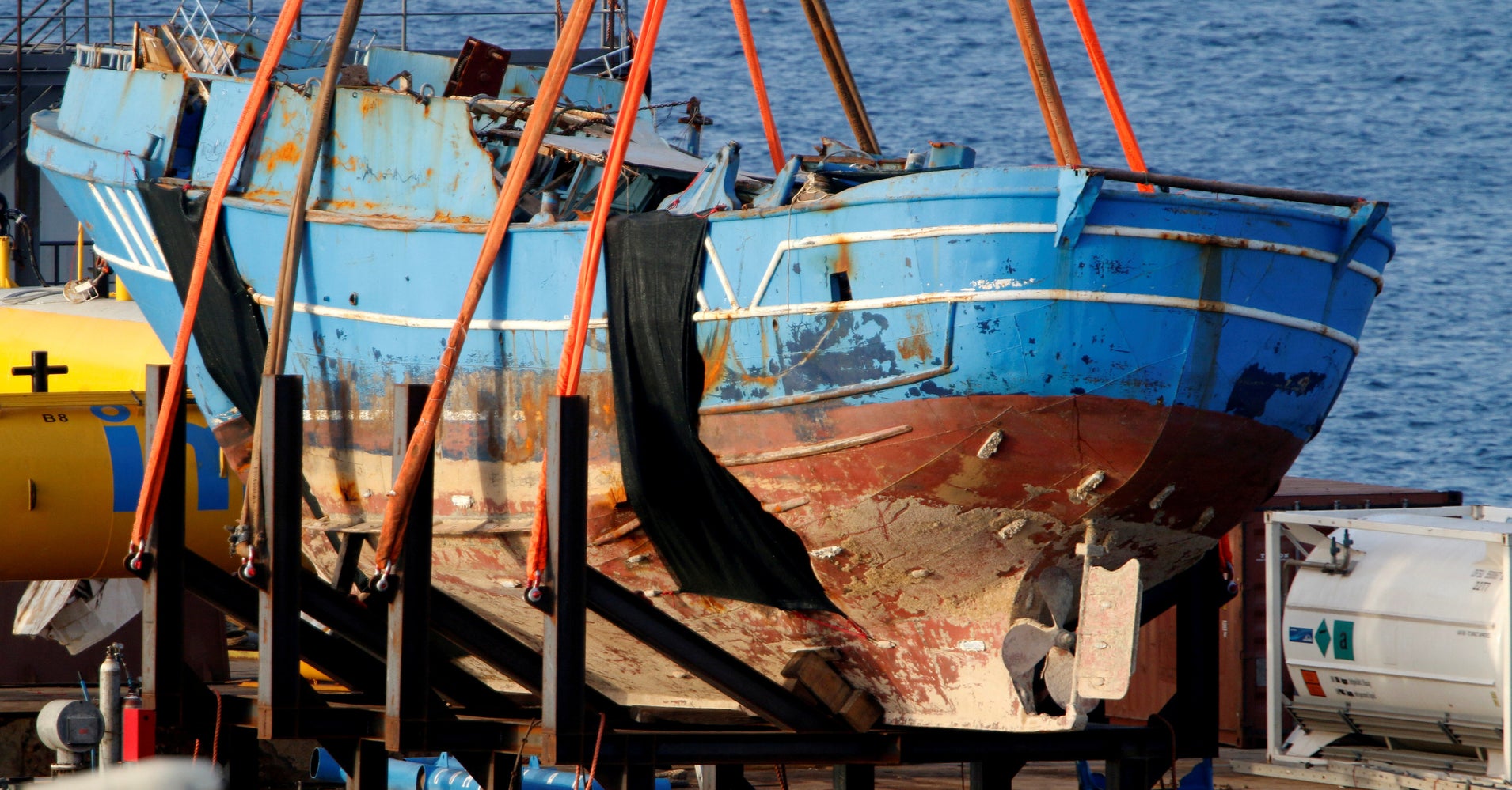 Italy Recovers 217 Bodies From Wreck Of Migrant Boat That Sank In 2015 ...