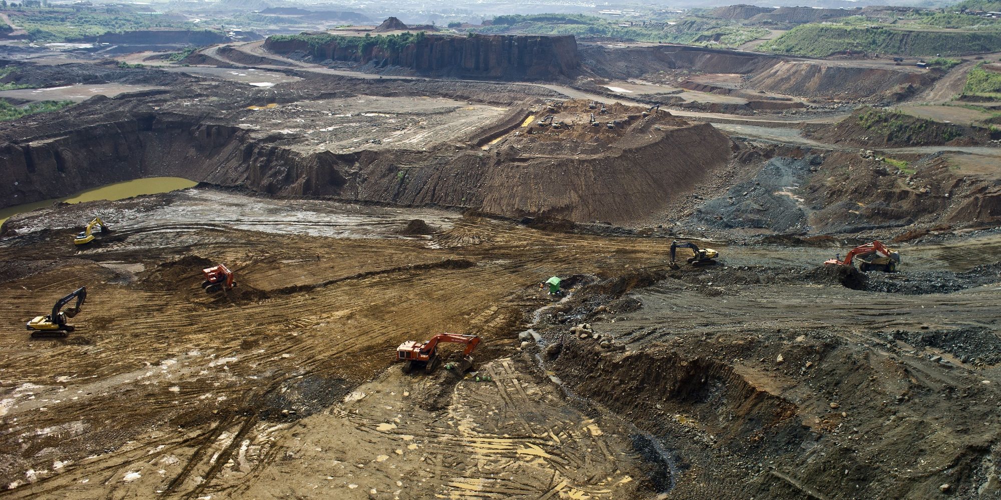 Landslide Near Myanmar Jade Mine Kills At Least 97 | The Huffington Post