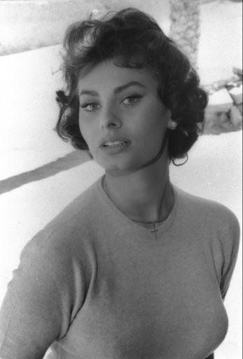 Sophia Loren Finally Explains Why She Gave Jayne Mansfield The Side Eye