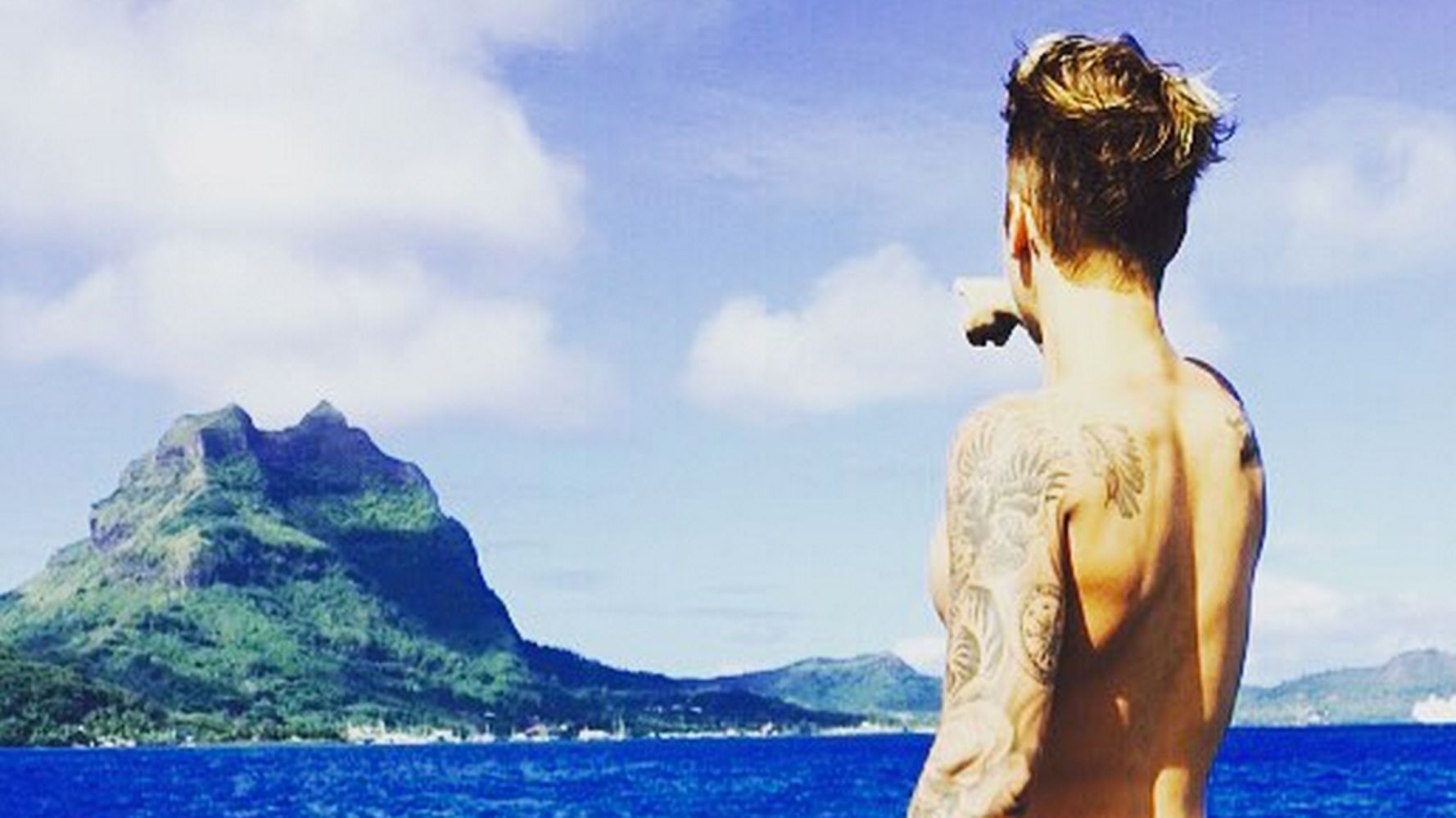 Justin Bieber Is Butt Naked On A Boat In Latest Instagram Ph