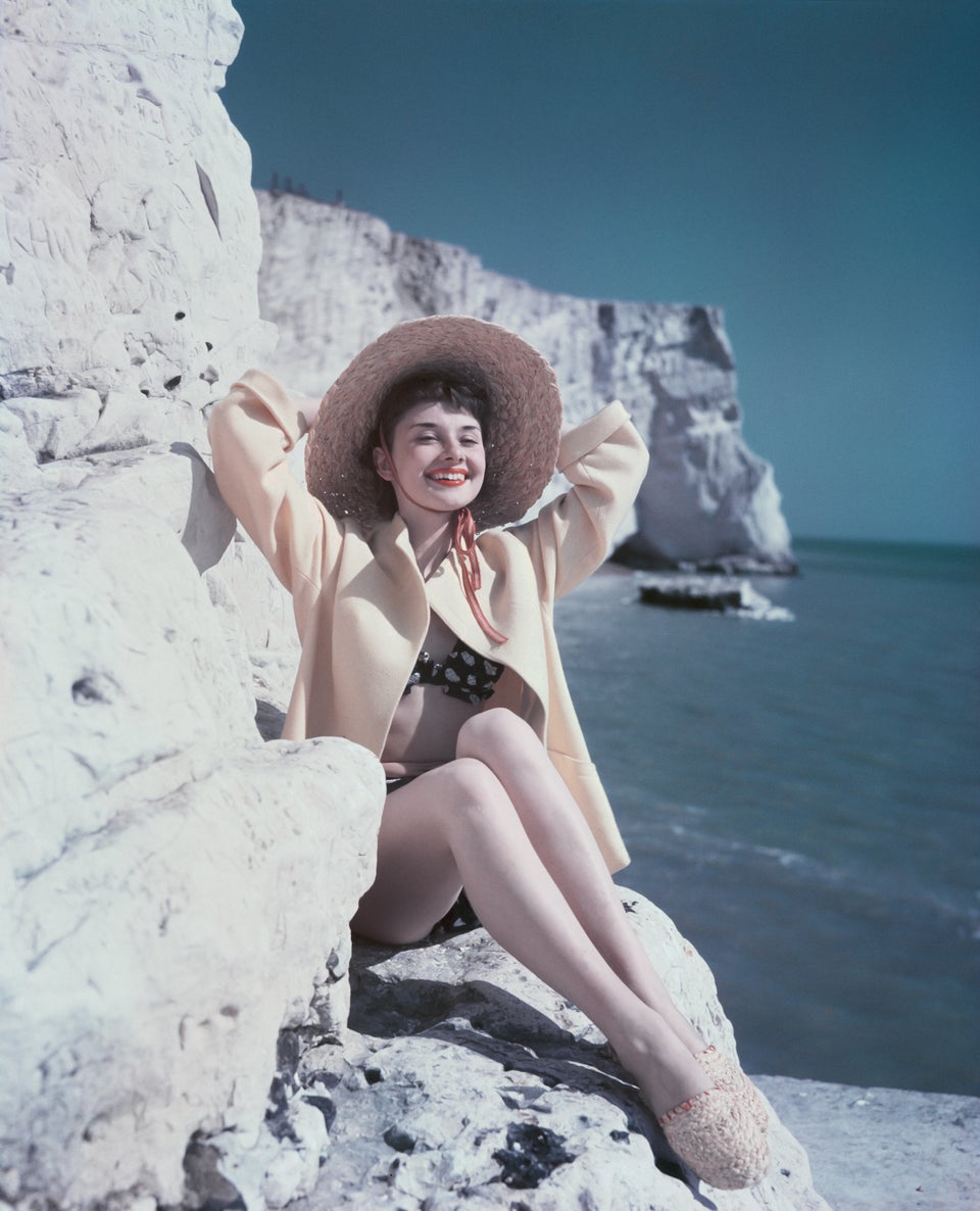 What Audrey Hepburn Would Wear in the Summer - M Loves M