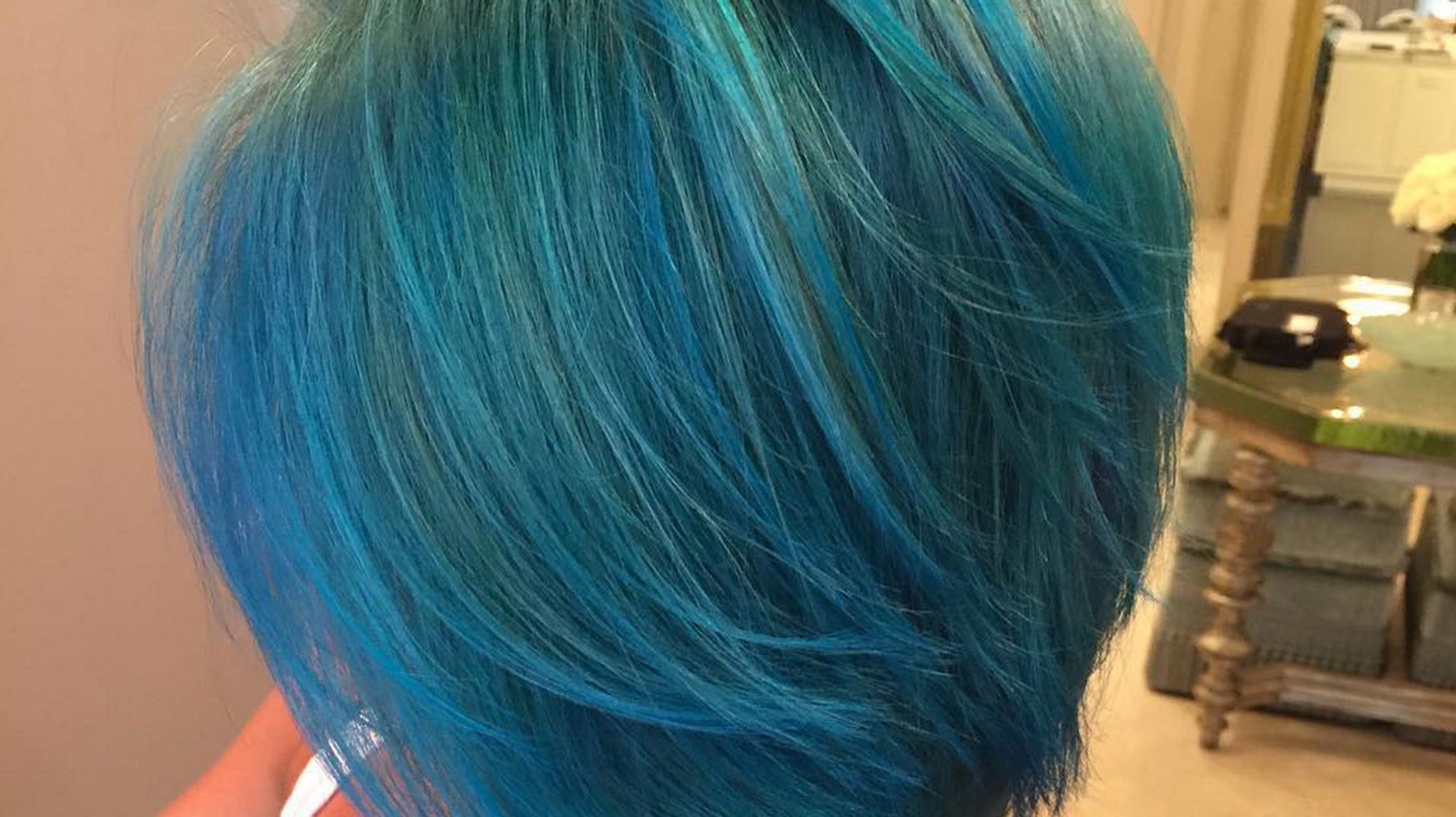 kelly ripa hair color blue