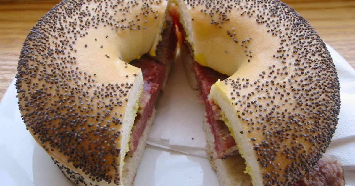 How To Make Your Bagel As Healthy As Possible | HuffPost Life