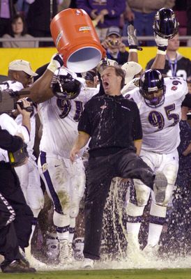 Super Bowl 2012: Gatorade Bath Color and More Crazy Props Worth