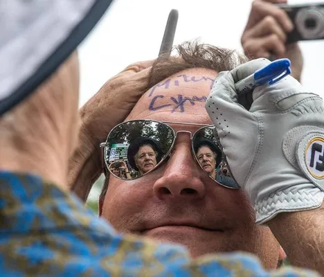 Bill Murray Crashes White House Briefing Full Cubs Attire