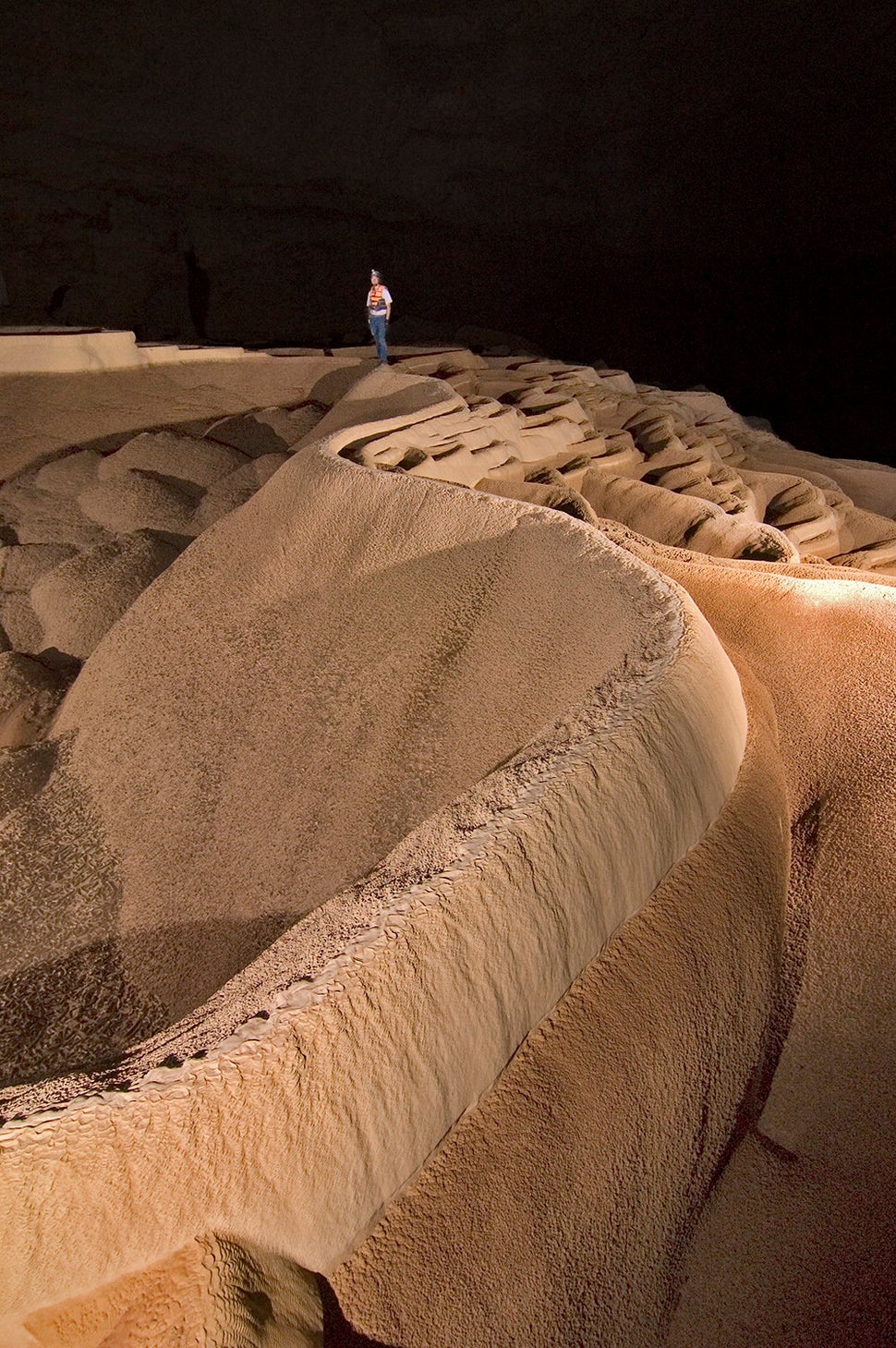This MegaSize River Cave In Laos Is Stunning To Explore Via Kayak