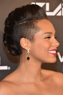 The Best Locs Hairstyles For Every Length And Texture Huffpost Life