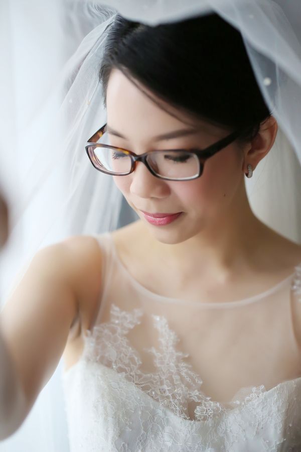 12 Bespectacled Brides Who Rocked Glasses At Their Weddings Huffpost