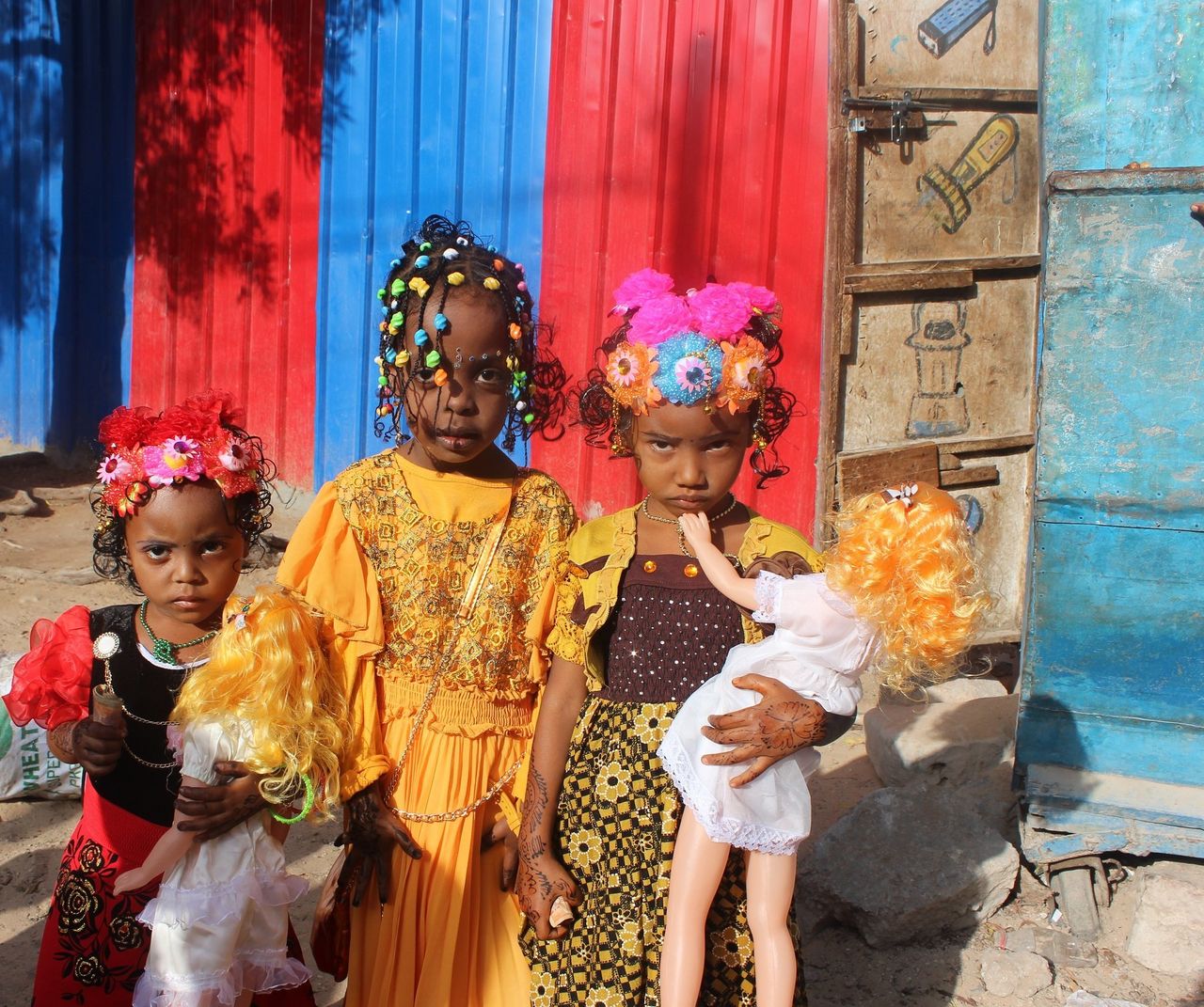 <p><span style="color: #222222; font-family: arial, sans-serif; font-size: 12.8000001907349px; background-color: #ffffff;"> Young girls wearing their Eid outfits.</span></p>