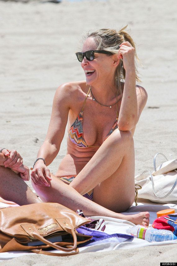 Older Nudes On Beach - Happy 50th Birthday Sandra Bullock | HuffPost Post 50