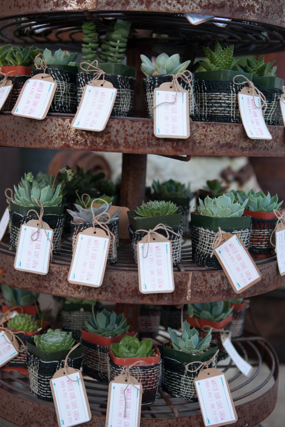 24 Wedding Favor Ideas That Don't Suck