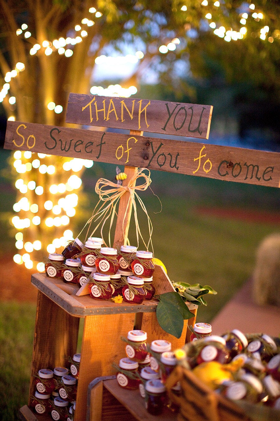 24 Wedding Favor Ideas That Don't Suck