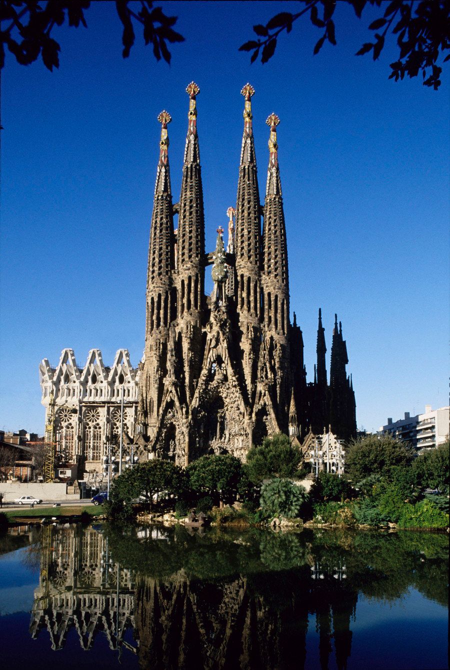  Sagrada Familia Basilica (Barcelona, Spain)