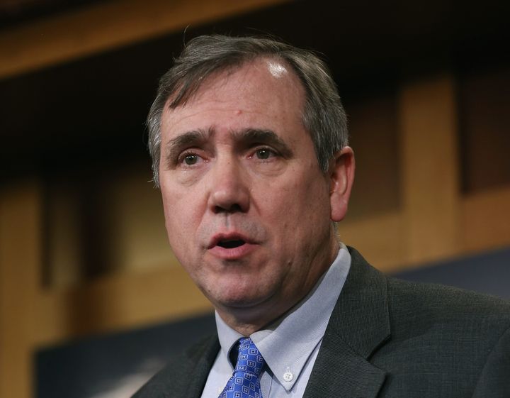 <p>Senator Jeff Merkley, (D-OR), wants to amend the 1964 Civil Rights Act to include protections for LGBT people.</p>