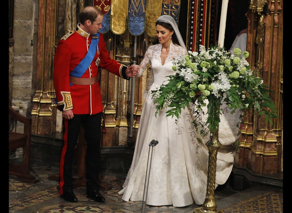 Queen Camilla Displays Kate Middleton and Prince William's Wedding Photo at  Royal Reception — See the Shot!