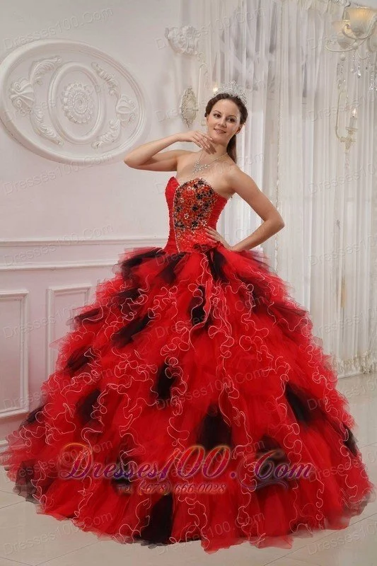 15 Of The Most Outrageous Quinceanera Dresses Out There Huffpost Communities