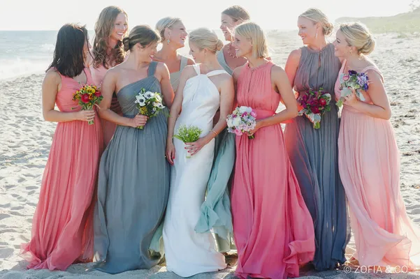 15 Bridal Parties Who Totally Nailed The Ombré Dress Trend