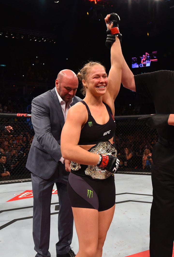 Ronda Rousey Defeats Bethe Correia By Knockout In 34 Seconds