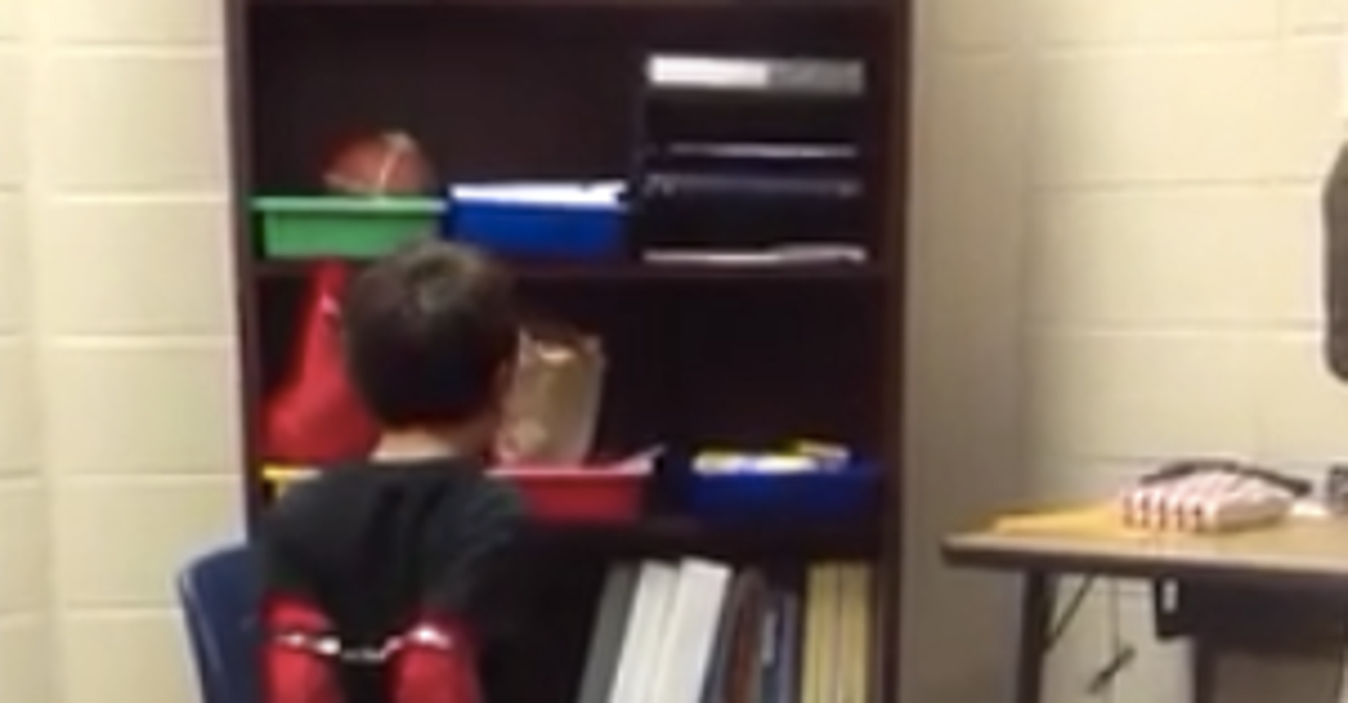 Disturbing Video Kentucky Cop Handcuffs >> Disturbing Video Shows Kentucky Officer Handcuff Crying Third Grader Disturbing Video Kentucky Cop Handcuffs >> Disturbing Video Shows Kentucky Officer Handcuff Crying Third Grader