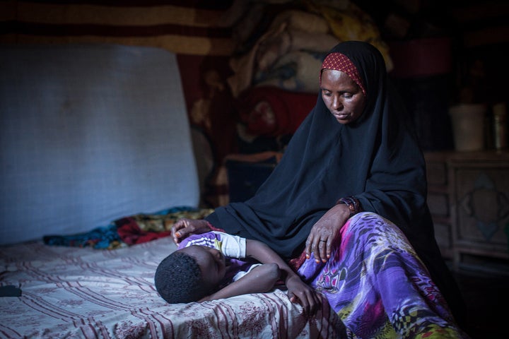 Somalia Where 95 Of Girls Undergo Female Genital Mutilation May Soon Ban Practice Huffpost 8653