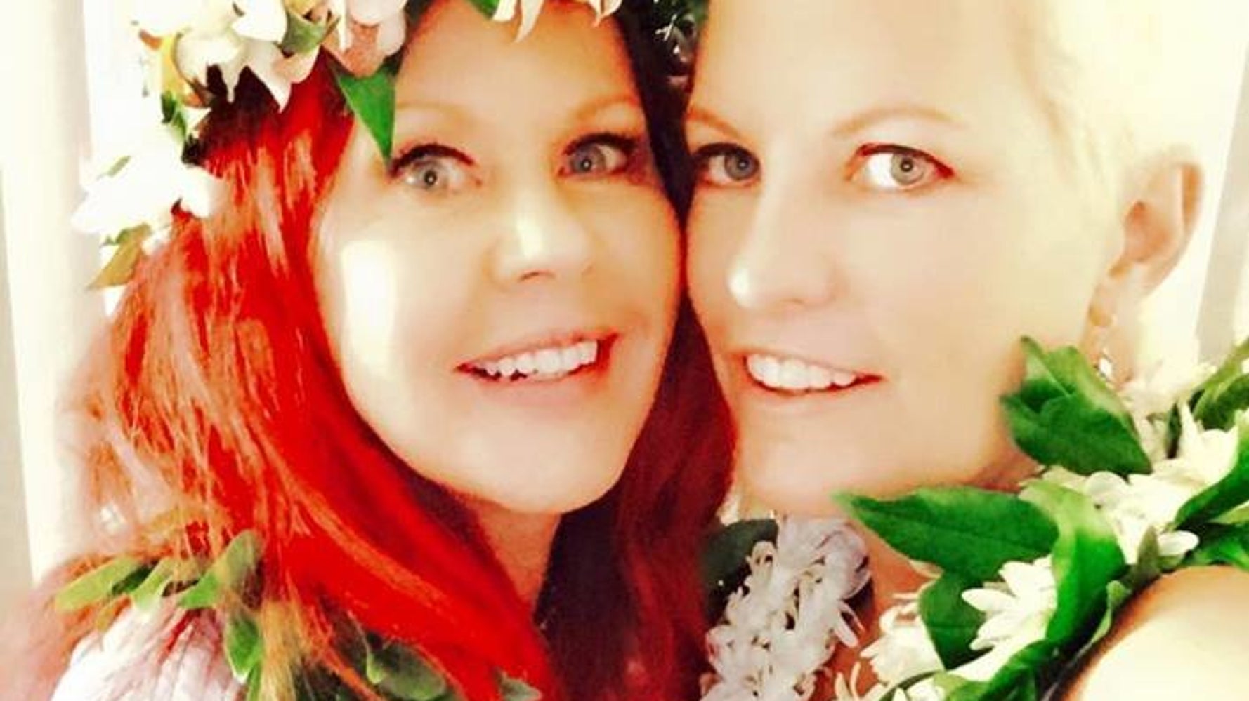 B52's Kate Pierson Marries Girlfriend Monica Coleman HuffPost