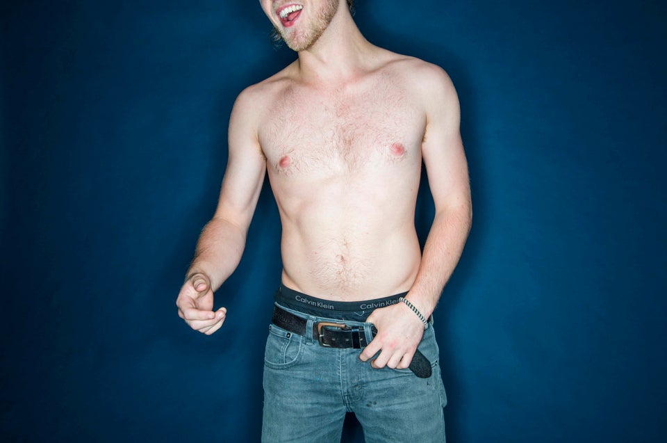 19 Men Go Shirtless And Share Their Body Image Struggles Huffpost Women 4485