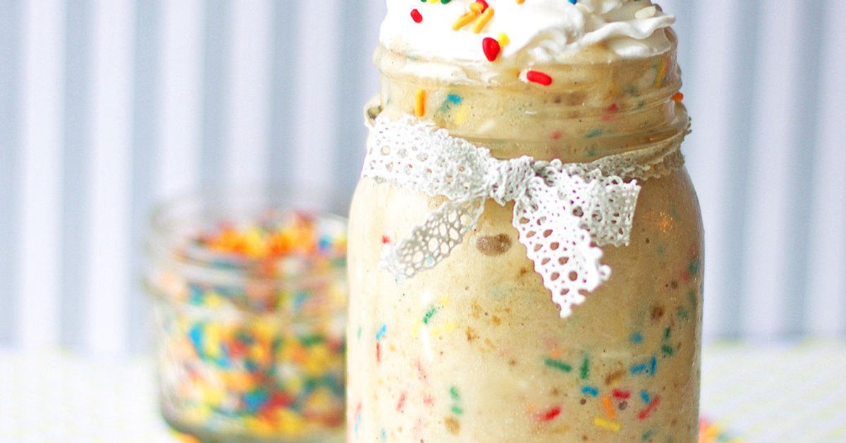20 Low-Sugar Protein Shake Recipes To Fuel Your Mornings