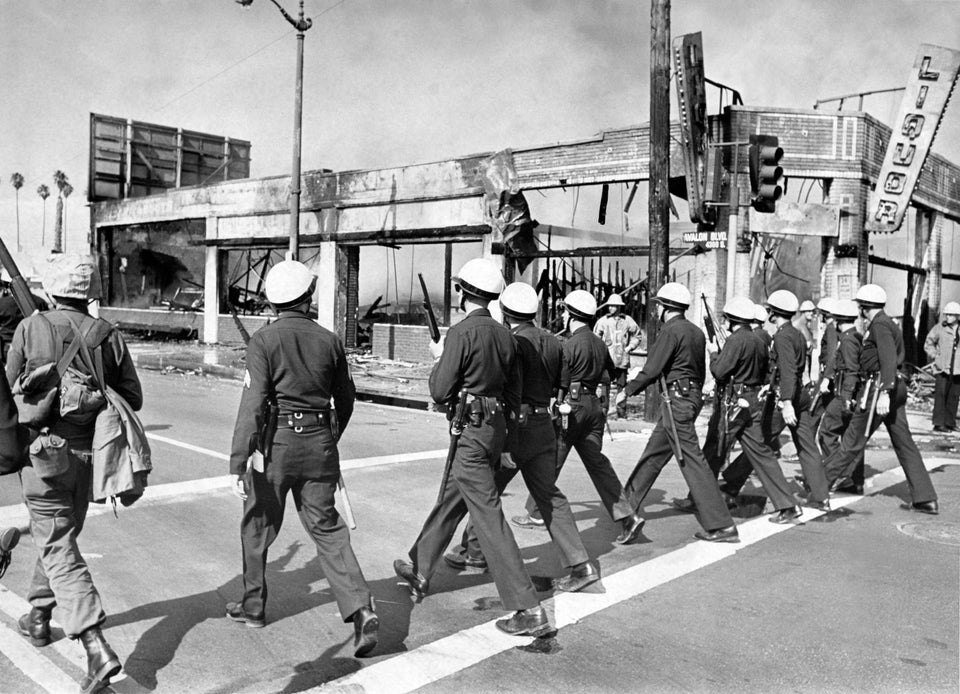 50 Years Later, These 8 Photos Of The Watts Riots Speak Volumes ...