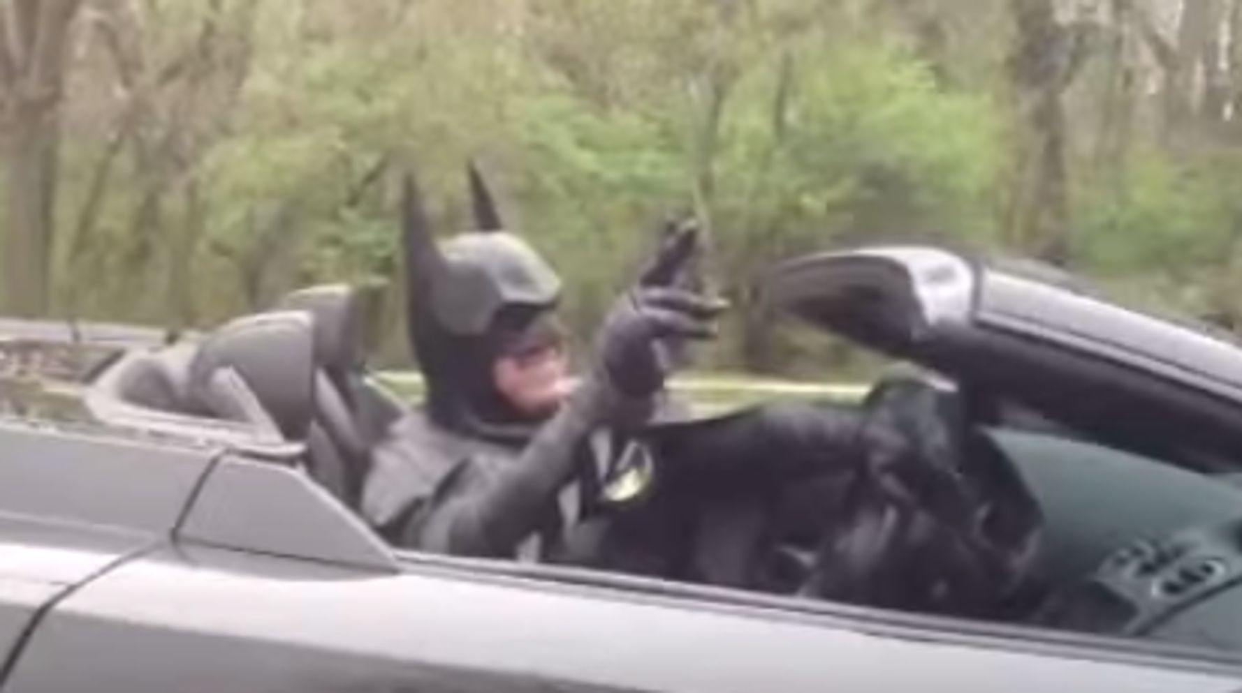 Maryland Batman Dies In Crash After Batmobile Breaks Down On Highway |  HuffPost Latest News