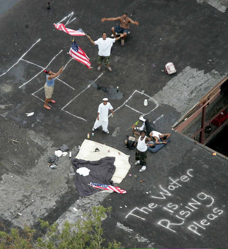 hurricane katrina bodies floating