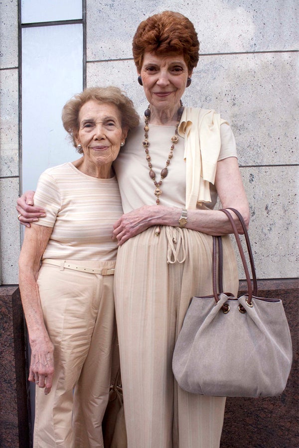 These Glamorous Older Women Prove Aging Has Rarely Looked Better Huffpost 