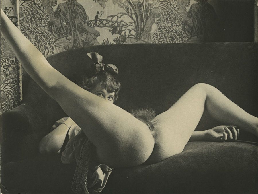 Vintage Erotica Depicts Parisian Sex Workers In The Early 1900s. 