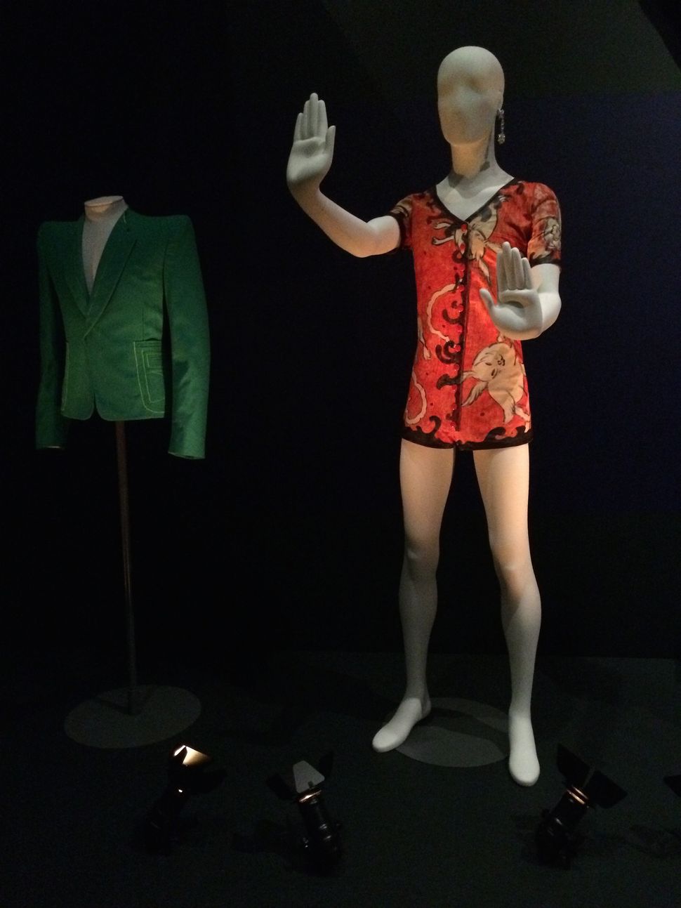 David Bowie Exhibition Details How An Artist Became An Icon | HuffPost