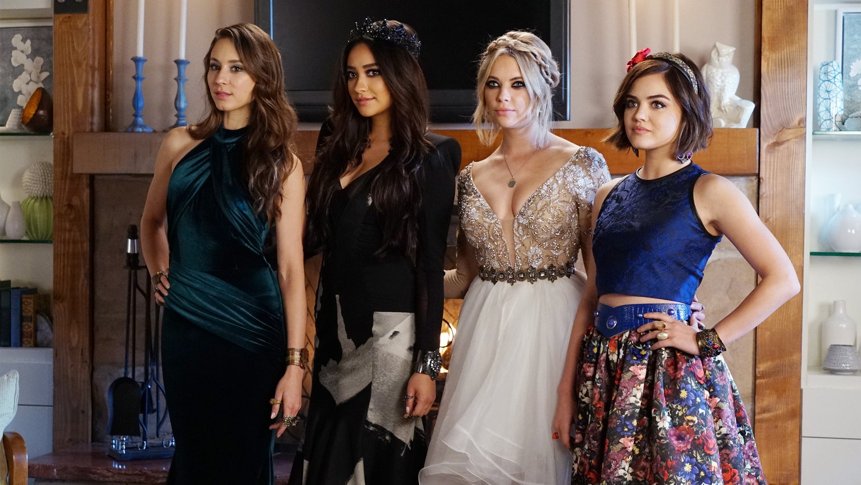 Pretty little Liars сериал