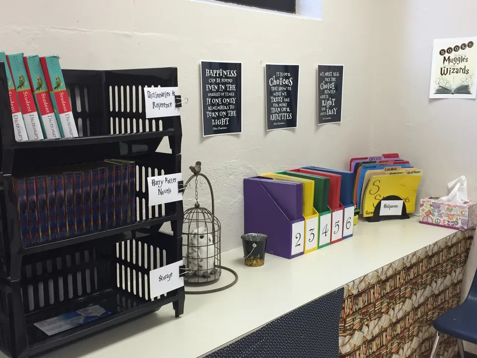 Oregon teacher makes Harry Potter-themed classroom