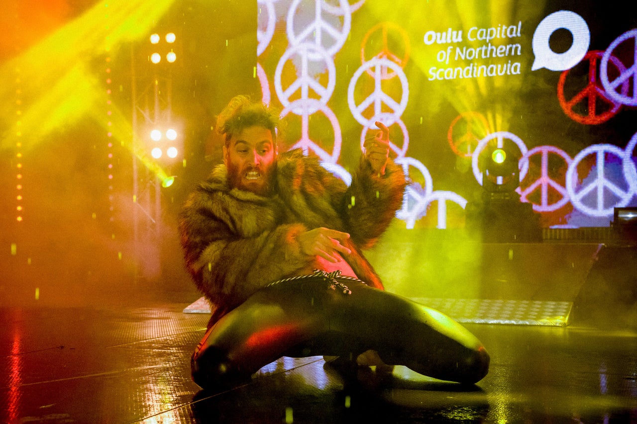 <p><span style="color: #000000; font-family: Verdana, Arial, Helvetica, sans-serif; font-size: 11px; background-color: #ffffff;">Tom "The Sweaty Fury" Trevisan performs during the 2015 Air Guitar World Championships. </span></p>
