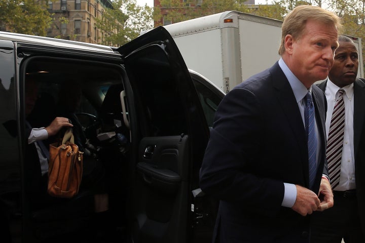 <span>Goodell arrives at federal court on August 31, 2015 over Brady's four-game suspension.</span>