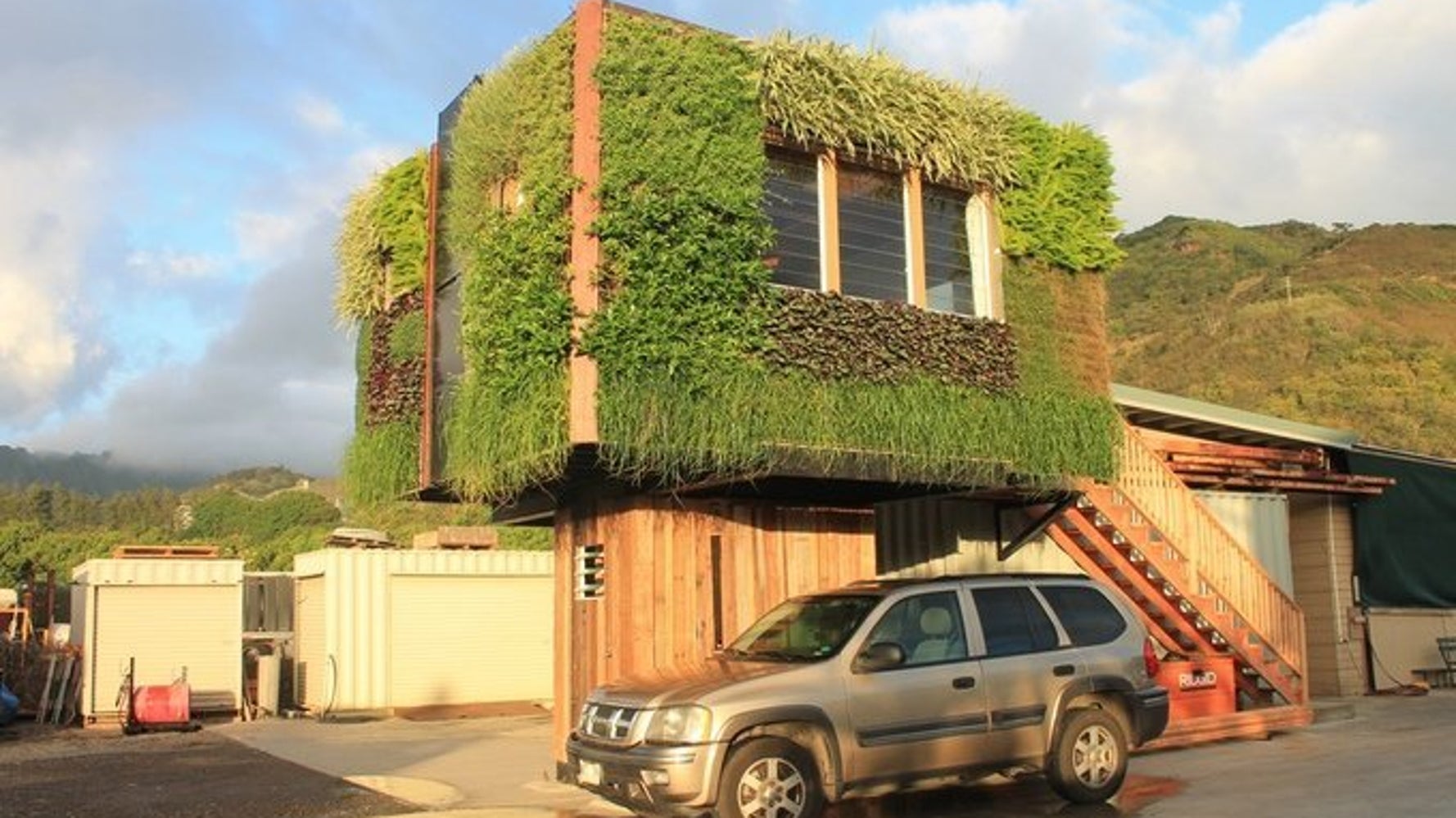 sustainable-tree-house-could-come-to-a-parking-lot-near-you