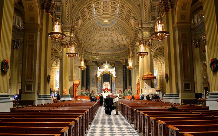 Image of the interior of the Cathedral Basilica of Saints Peter and Paul in Philadelphia.