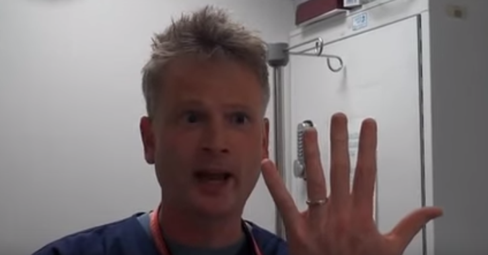 Doctor Shows How To Safely Remove A Ring Without Destroying It HuffPost