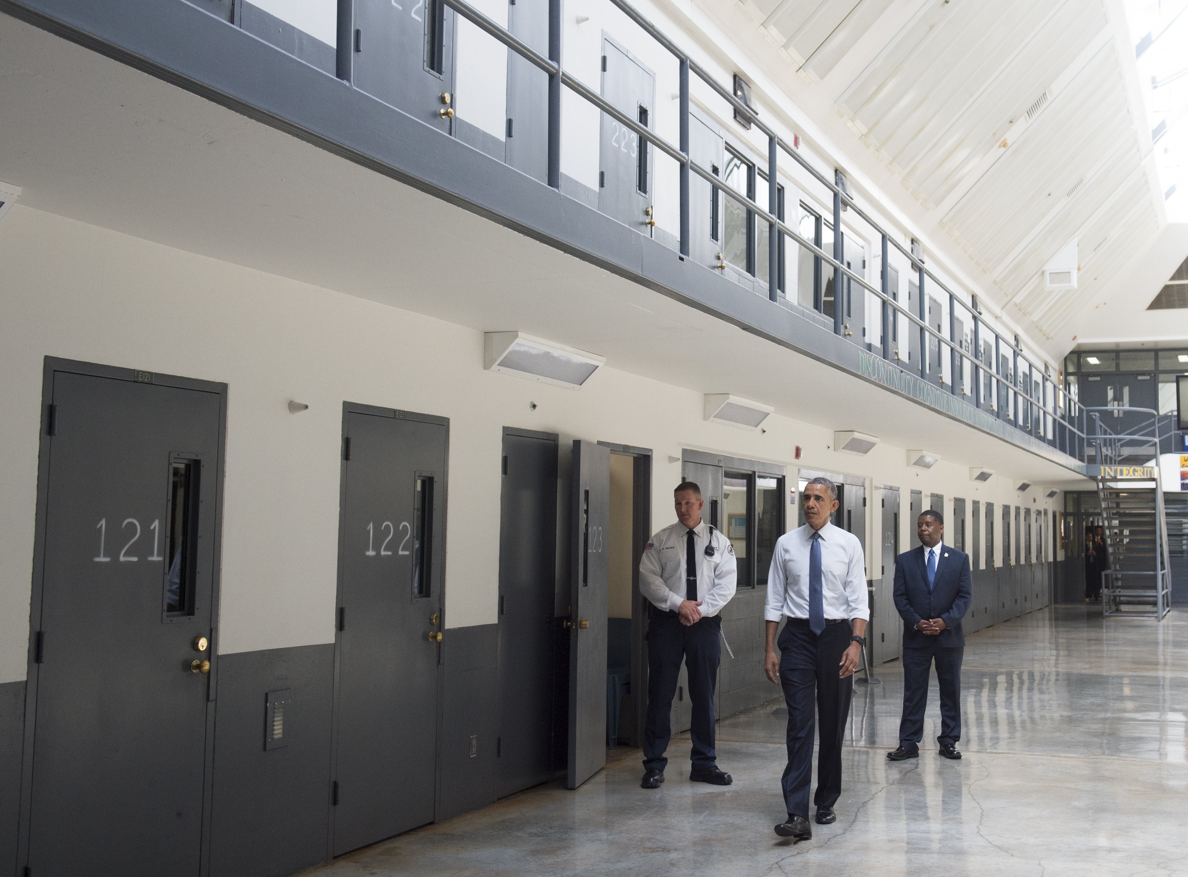 18 States Packed Their Prisons Over Maximum Capacity | HuffPost