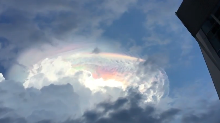 The iridescent cloud.